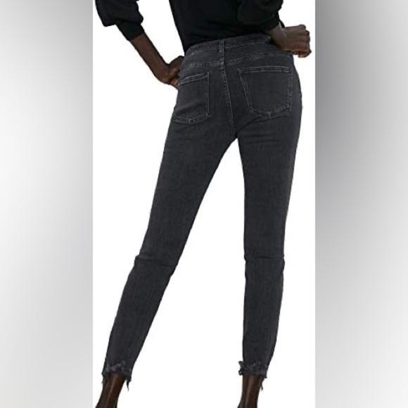 Zara Denim - Zara The Skinny Distressed Hem Jeans in Pearl Black sz 6